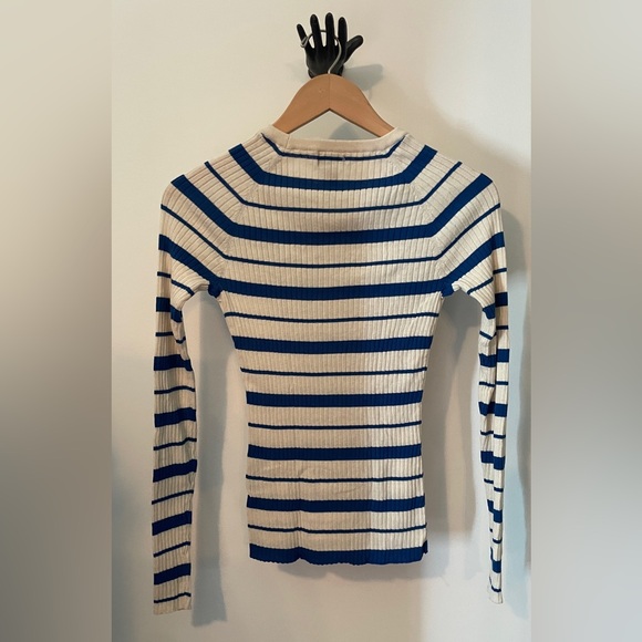 🔴SOLD~S H&M blue & cream white striped ribbed longs sleeve shirt. soft 90’s - Picture 3 of 6